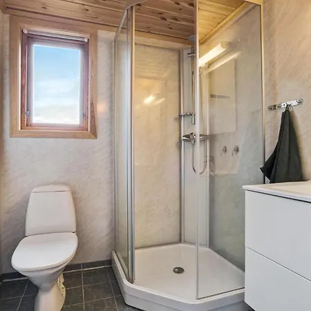 Beach Front In With Sauna *